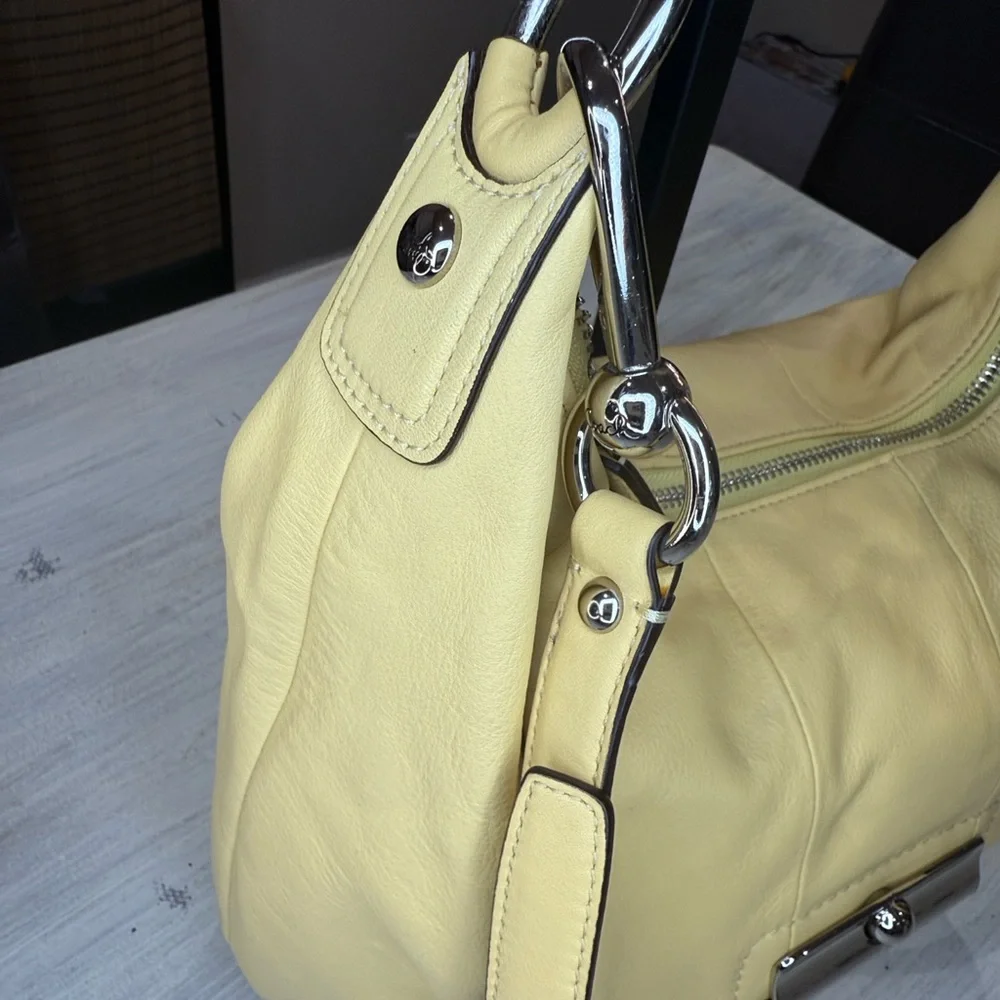 Coach Kristin Hobo Light Yellow Leather Shoulder/Crossbody Bag
